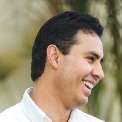 Oscar González Caballero